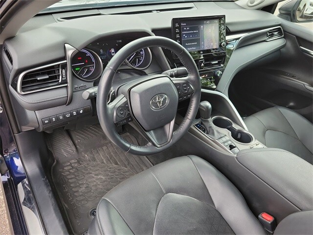 2022 Toyota Camry Hybrid XSE photo 4
