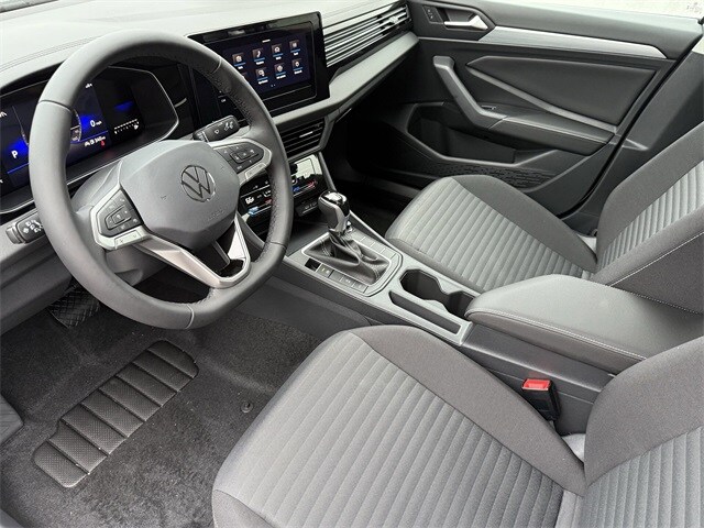 2026 Volkswagen Jetta 1.5T S photo 4