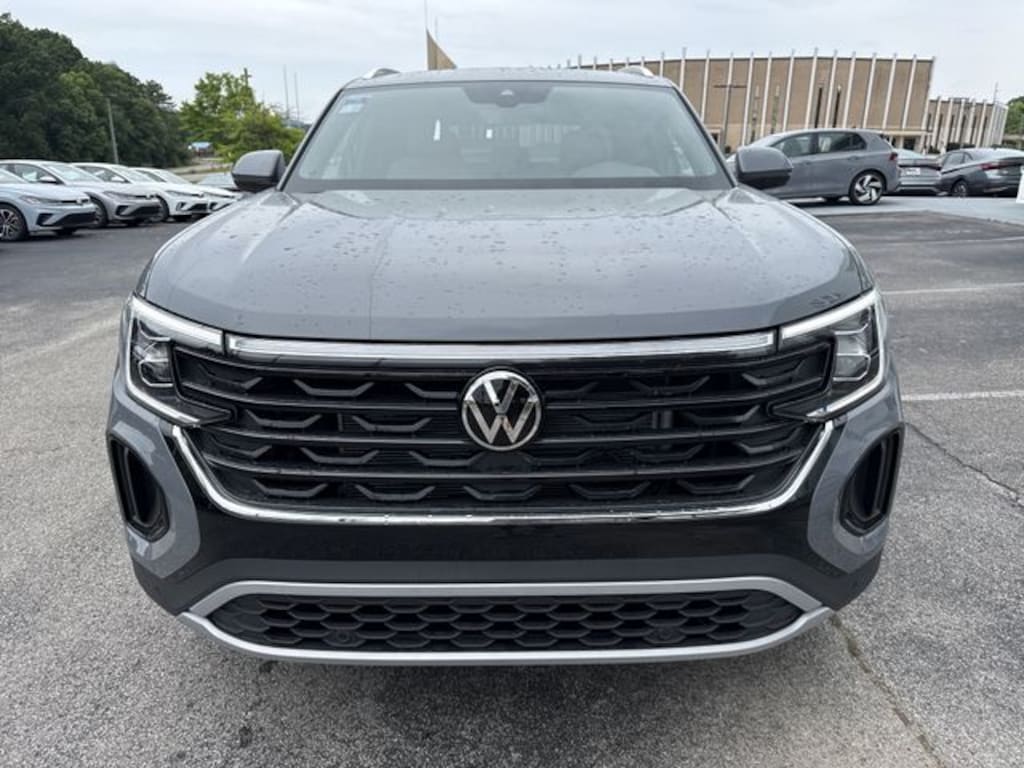 New 2026 Volkswagen Atlas Cross Sport SE w/Technology SUV