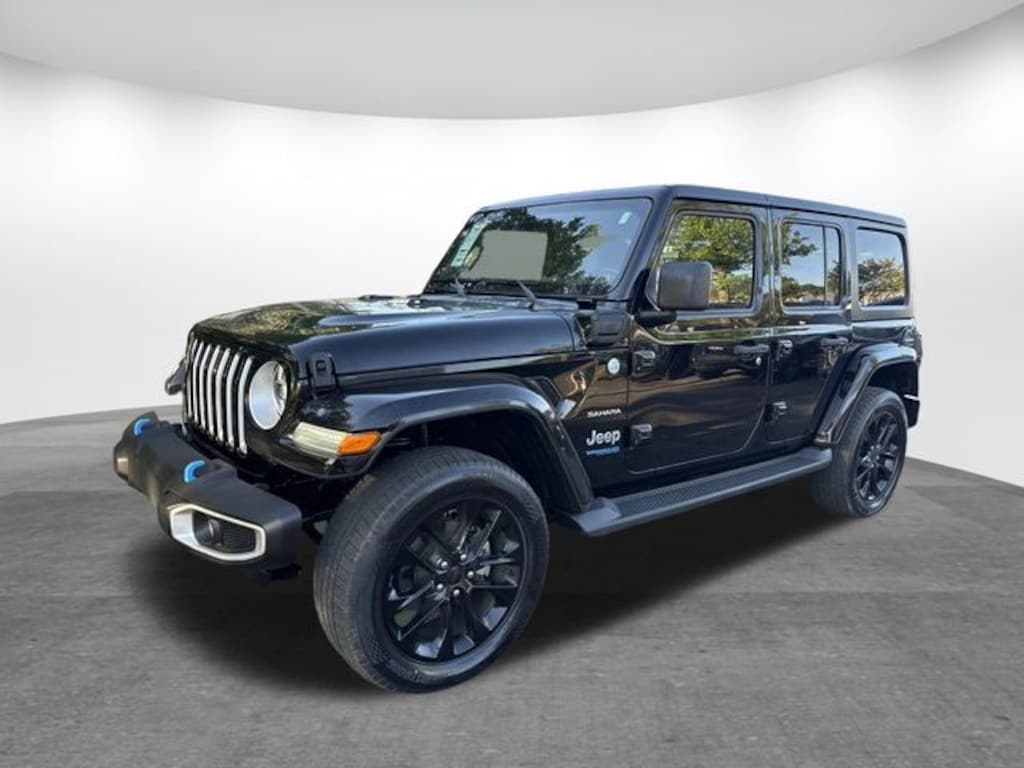 Used 2022 Jeep Wrangler Unlimited 4xe Sahara SUV
