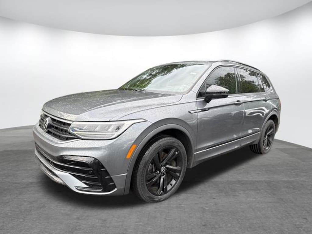 Used 2023 Volkswagen Tiguan 2.0T SE R-Line Black SUV