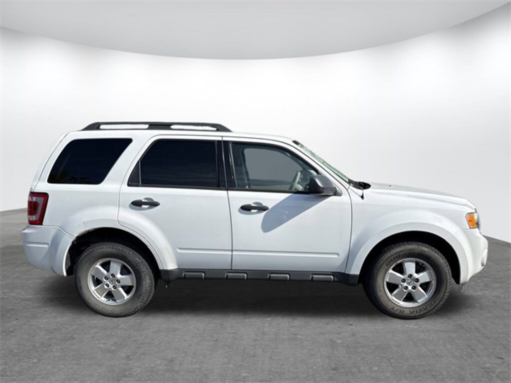 Used 2011 Ford Escape XLT SUV