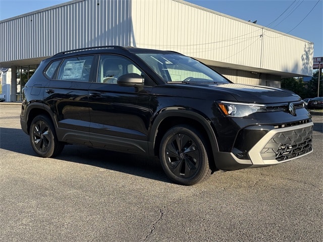 2026 Volkswagen Taos S's photo