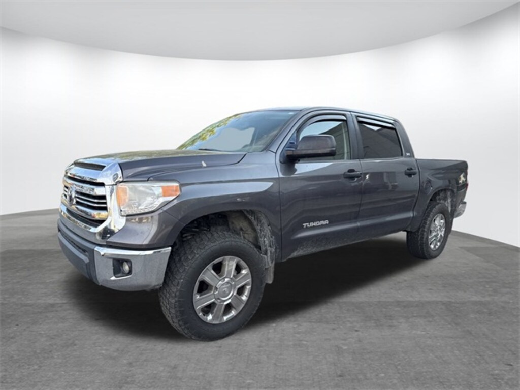 Used 2017 Toyota Tundra SR5 4.6L V8 Truck CrewMax