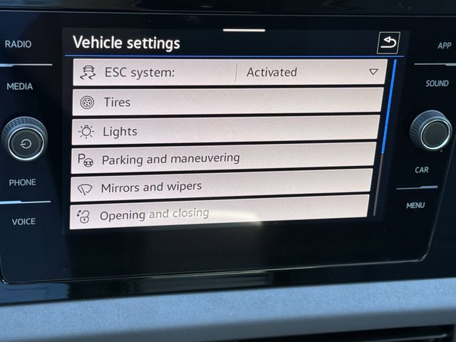 2025 Volkswagen Jetta SE - Photo 17