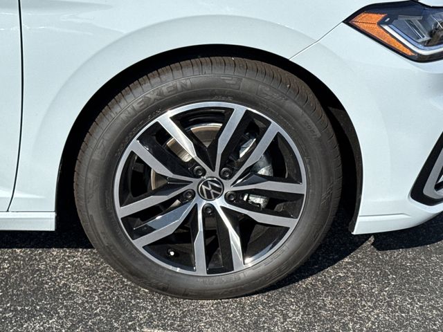 2025 Volkswagen Jetta SE - Photo 25