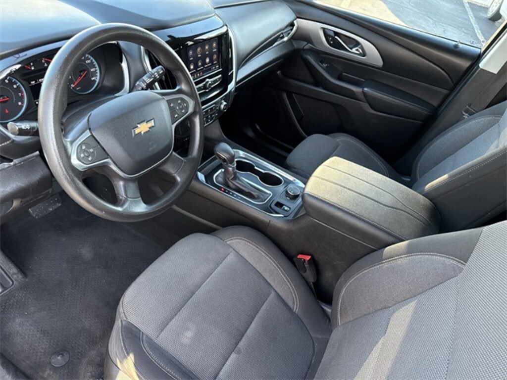 Used 2021 Chevrolet Traverse LS w/1LS SUV