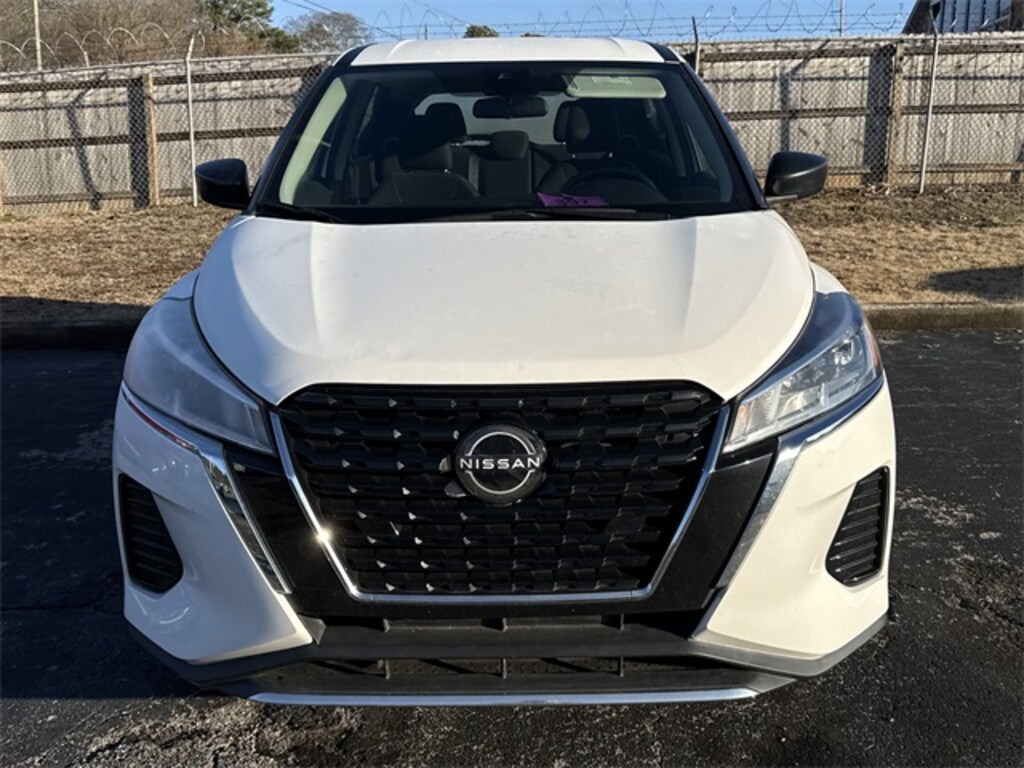 Used 2022 Nissan Kicks S SUV