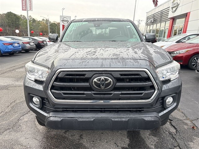 2019 Toyota Tacoma SR5 V6 photo 2