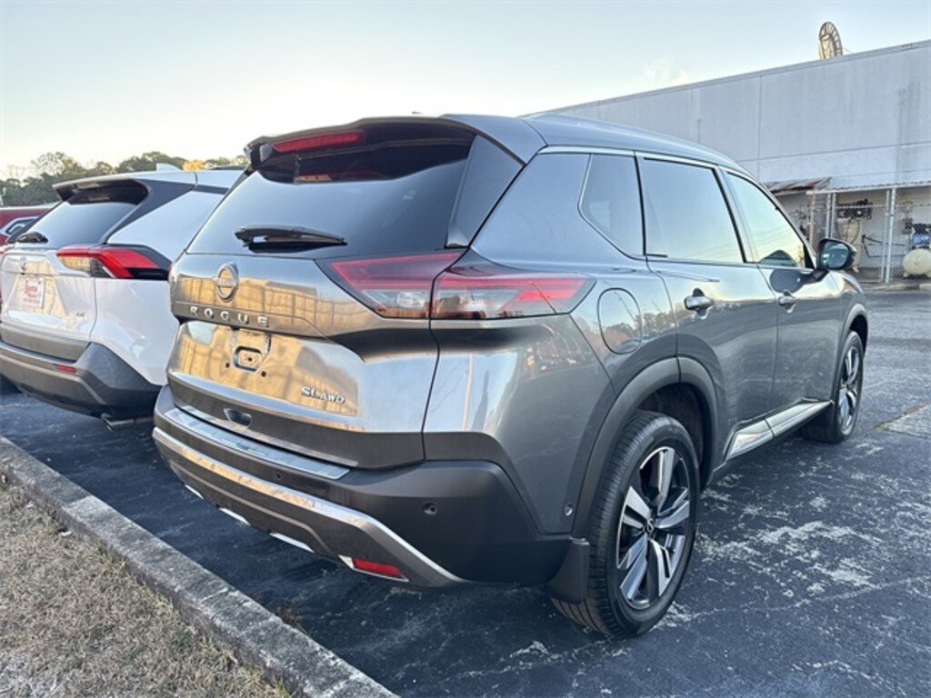Used 2022 Nissan Rogue SL SUV