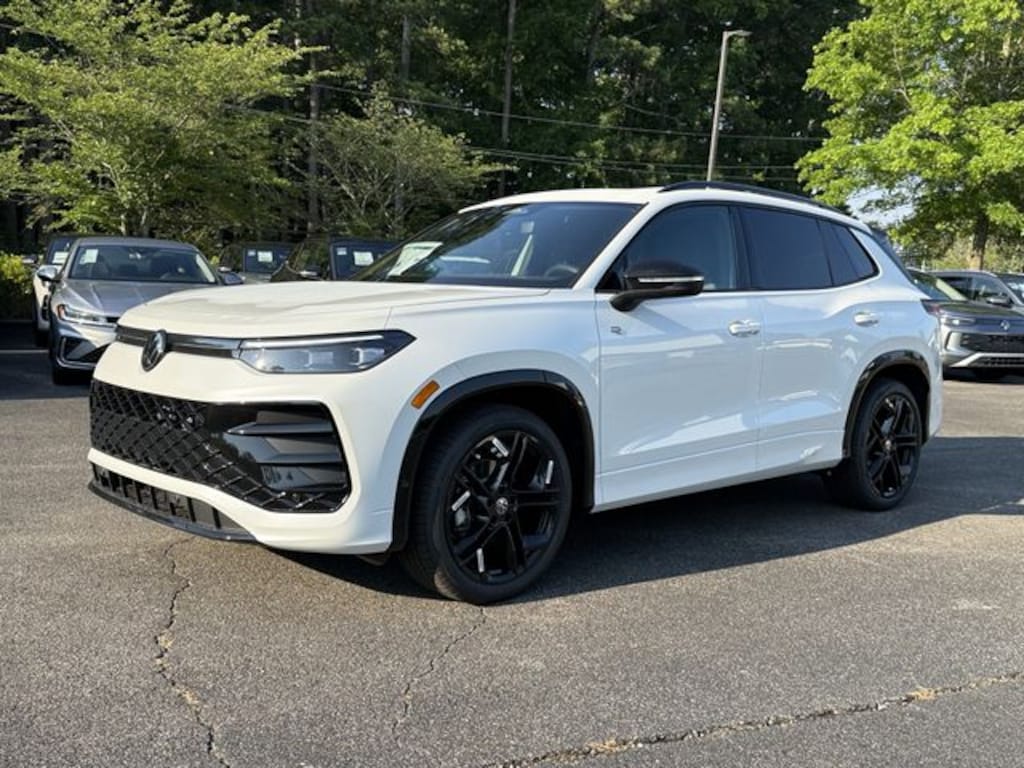 New 2026 Volkswagen Tiguan 2.0T SE R-Line Black SUV