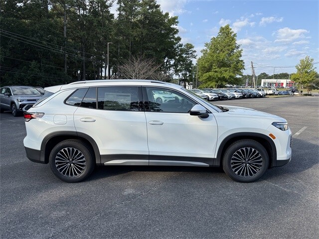 2025 Volkswagen Tiguan S photo 3