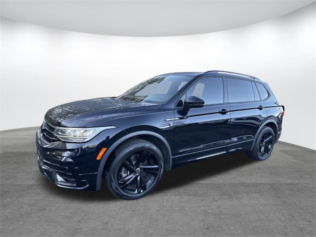 Used 2023 Volkswagen Tiguan 2.0T SE R-Line Black SUV