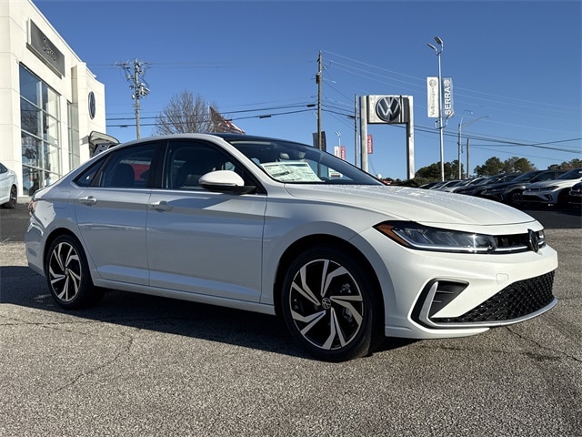 2026 Volkswagen Jetta SEL's photo