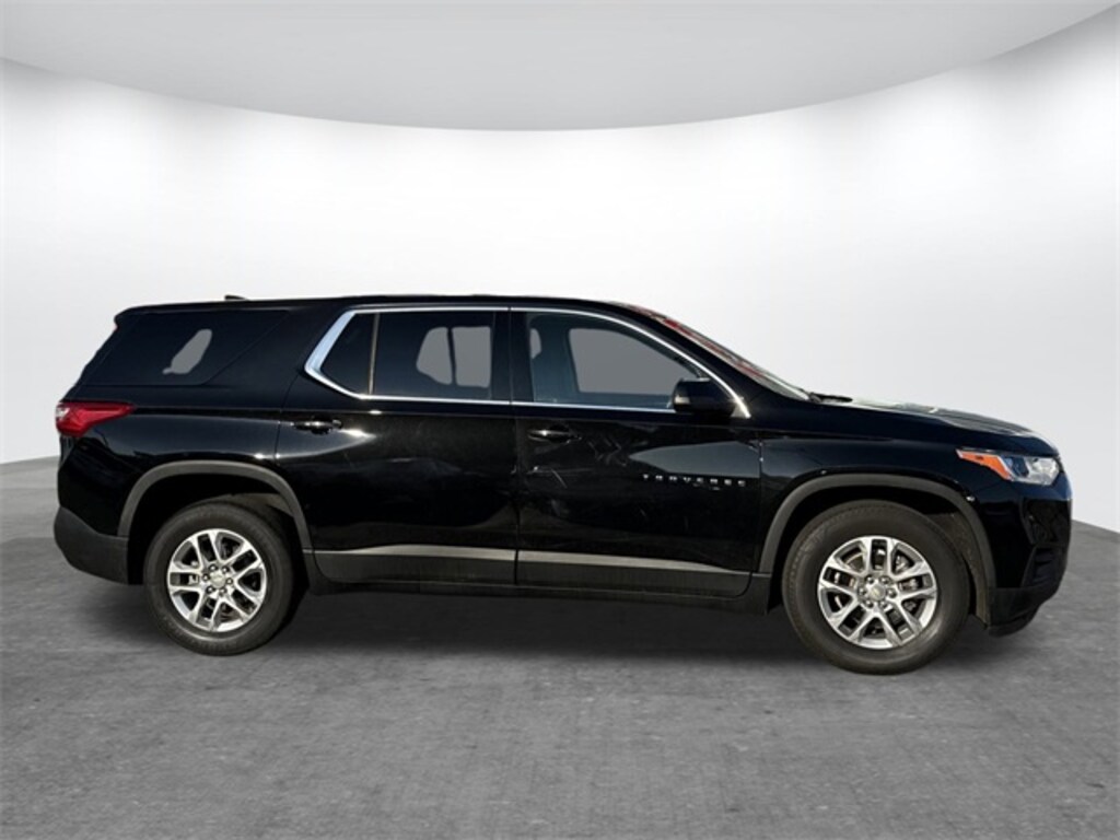 Used 2021 Chevrolet Traverse LS w/1LS SUV