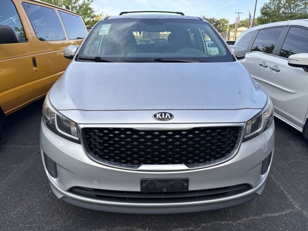 Used 2016 Kia Sedona LX FWD Van