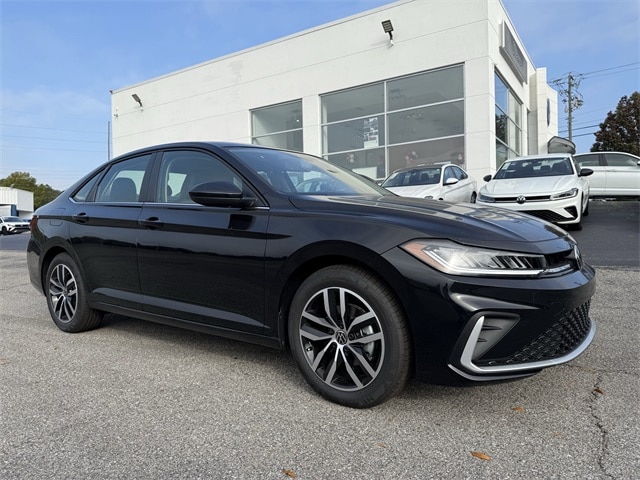 2026 Volkswagen Jetta SE's photo