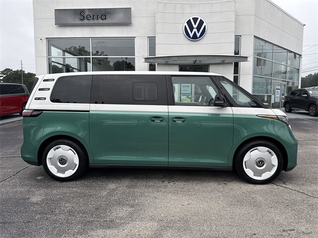 2025 Volkswagen ID. Buzz photo 3