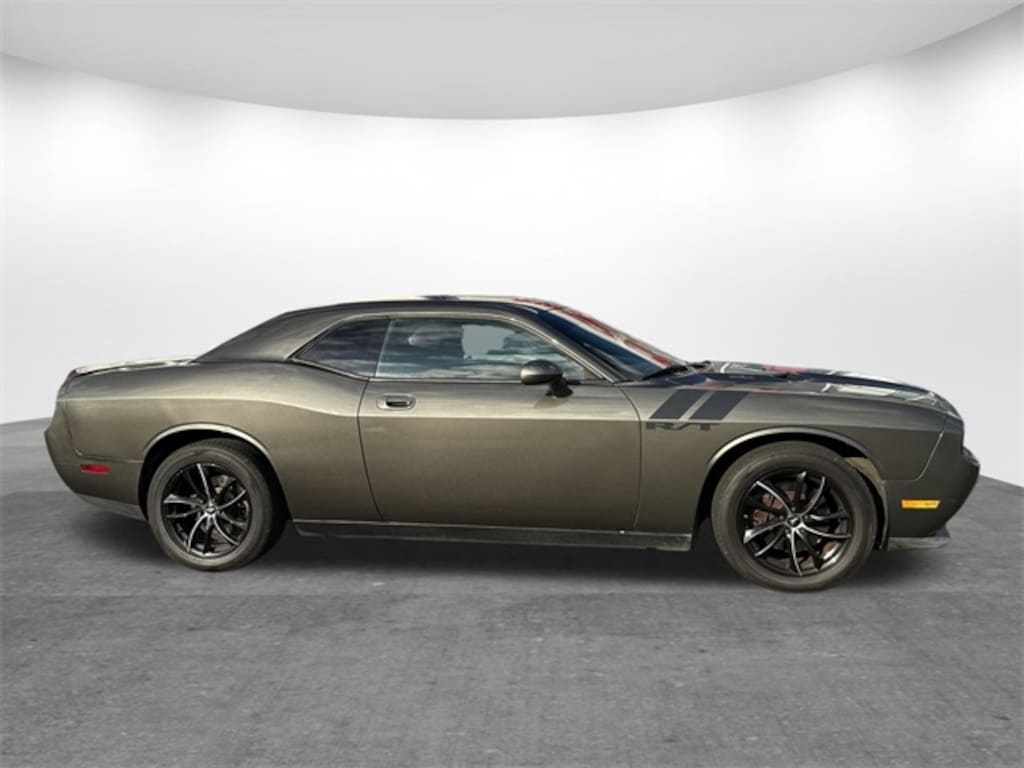 Used 2009 Dodge Challenger R/T Coupe