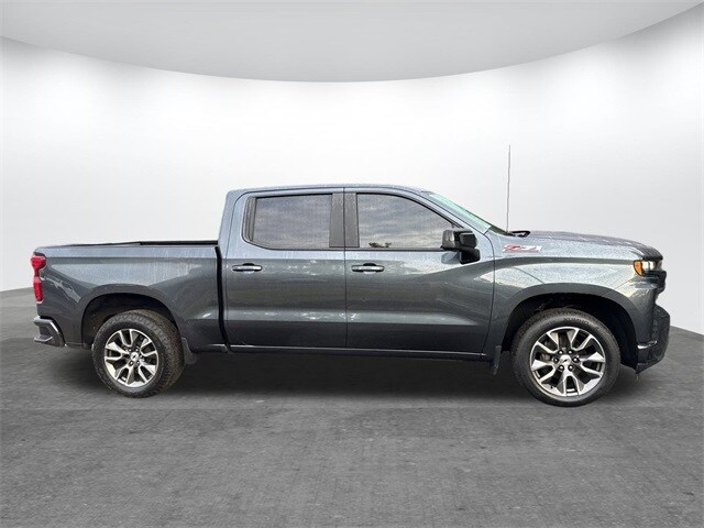 2019 Chevrolet Silverado 1500 RST photo 3