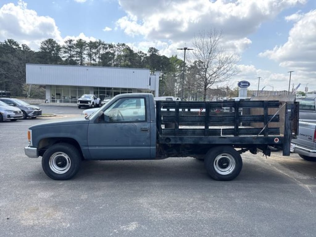 Used 1993 Chevrolet C2500 Chassis Base (STD is Estimated) Truck