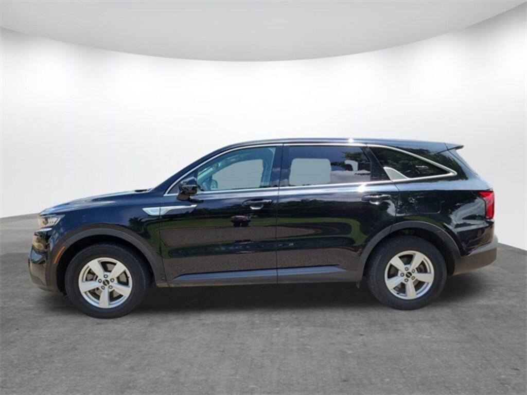 Used 2023 Kia Sorento LX SUV