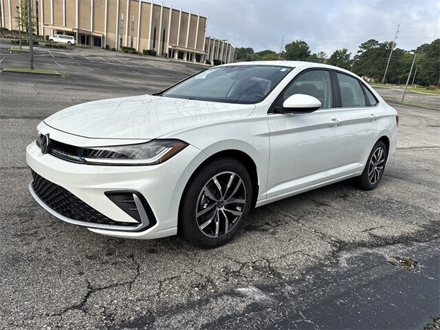 2025 Volkswagen Jetta 1.5T SE photo 2