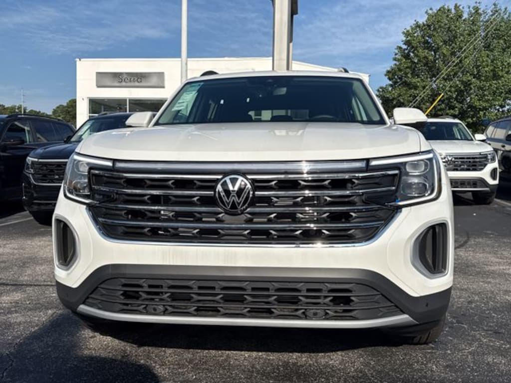 New 2026 Volkswagen Atlas SE w/Technology SUV