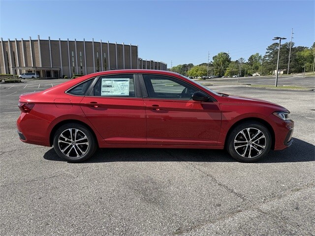 2026 Volkswagen Jetta 1.5T Sport photo 3