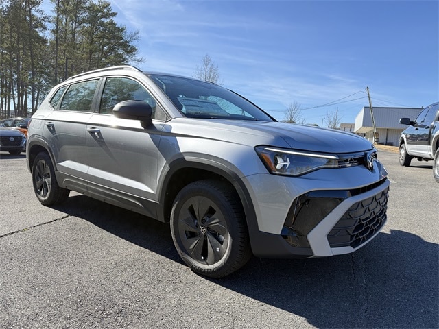2025 Volkswagen Taos SUV 