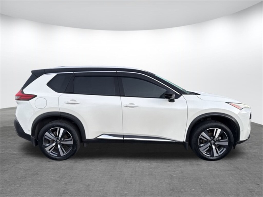 Used 2023 Nissan Rogue SL SUV