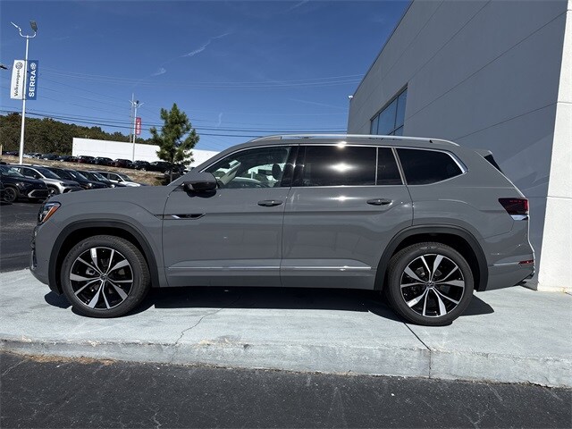 2026 Volkswagen Atlas SEL Premium R-Line photo 3