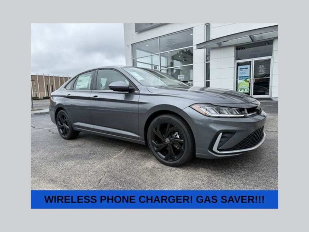 New 2025 Volkswagen Jetta 1.5T SE Sedan