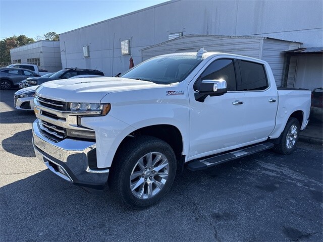 2019 Chevrolet Silverado 1500 LTZ photo 3