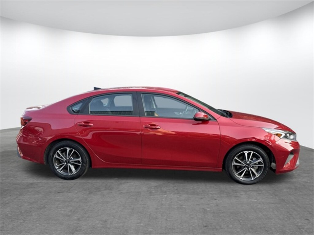 Used 2024 Kia Forte LXS Sedan