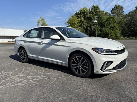 2025 Volkswagen Jetta 1.5T SE Sedan