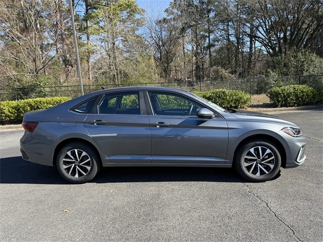 2026 Volkswagen Jetta 1.5T S photo 3