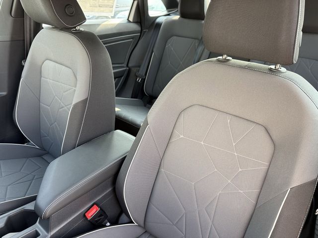 2026 Volkswagen Jetta Sport - Photo 6