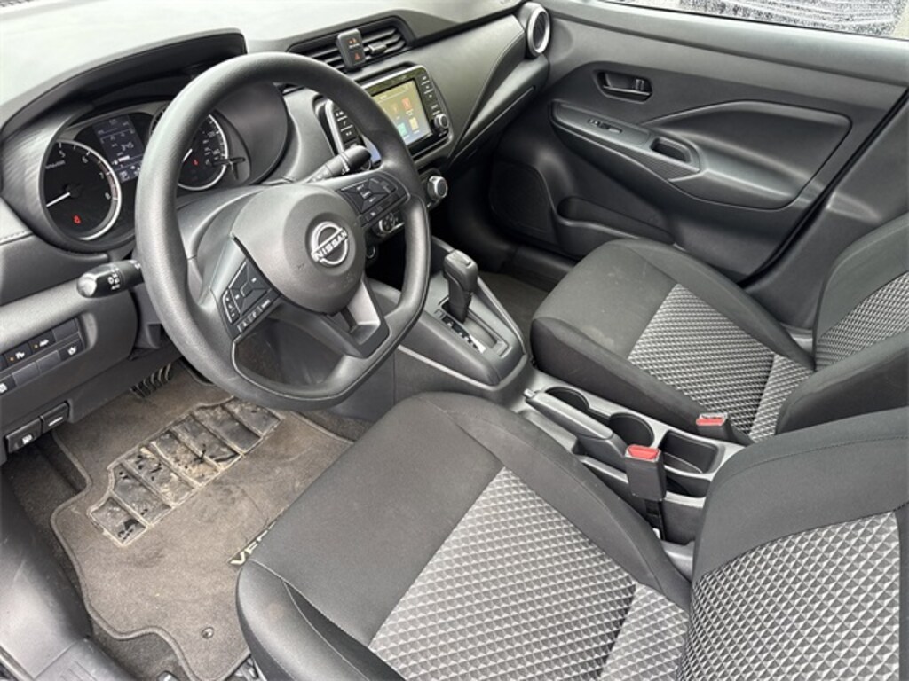 Used 2024 Nissan Versa 1.6 S Sedan