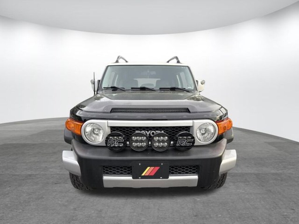 Used 2012 Toyota FJ Cruiser 4x2 AT SUV