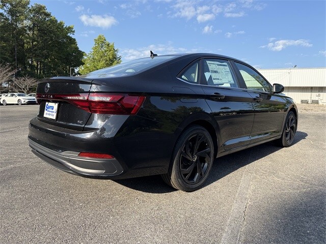 2025 Volkswagen Jetta 1.5T SE photo 2