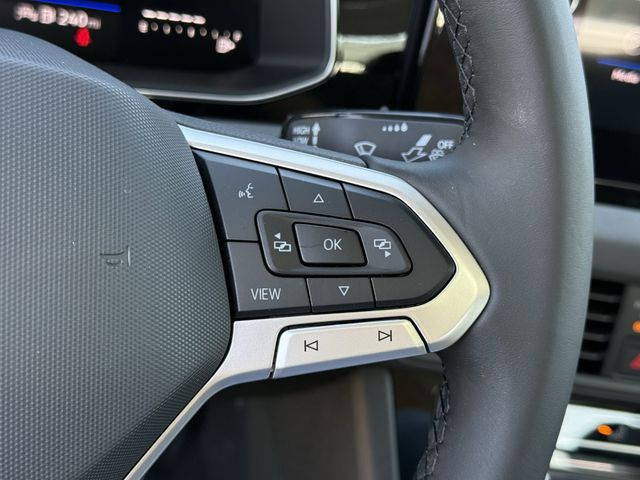 2025 Volkswagen Jetta SE - Photo 14