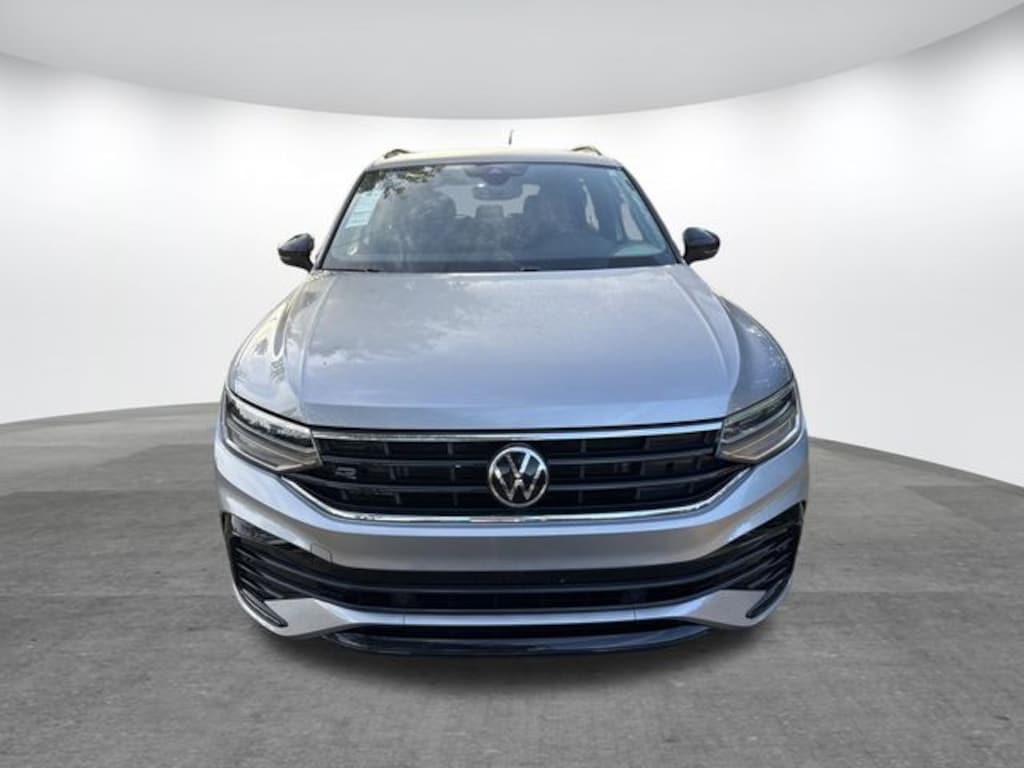 Used 2023 Volkswagen Tiguan 2.0T SE R-Line Black SUV
