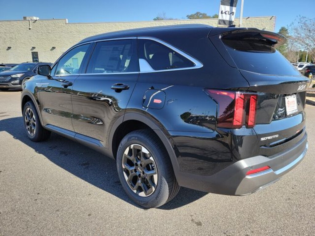 Used 2026 Kia Sorento S SUV