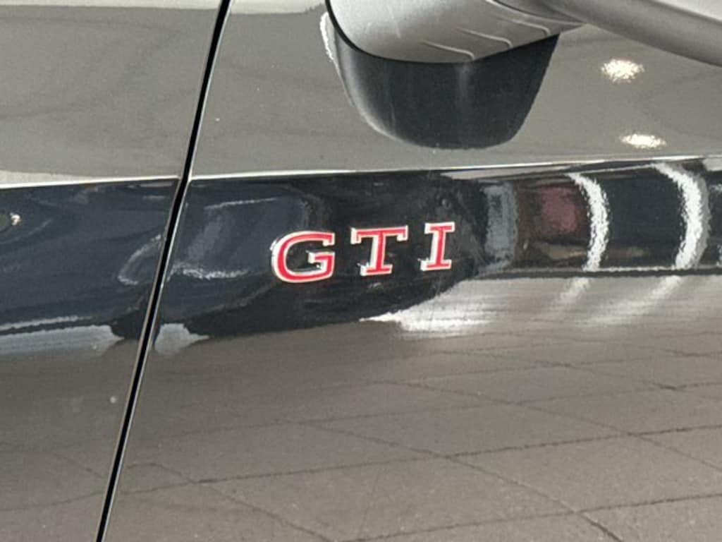 New 2026 Volkswagen Golf GTI SE Hatchback