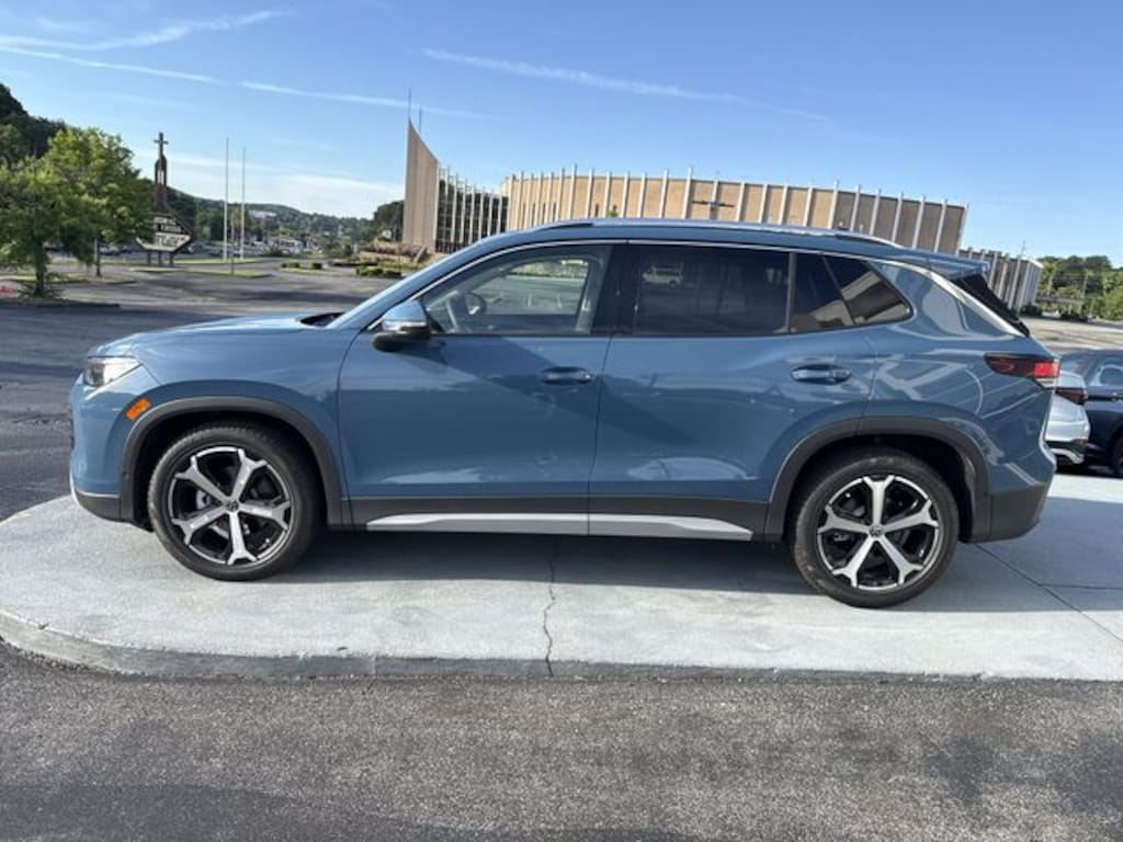New 2026 Volkswagen Tiguan 2.0T SE SUV