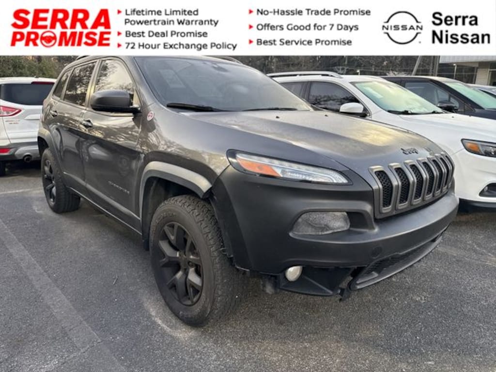Used 2018 Jeep Cherokee Trailhawk 4x4 SUV