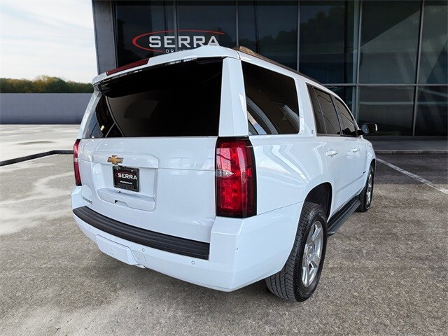 2018 Chevrolet Tahoe LT photo 3