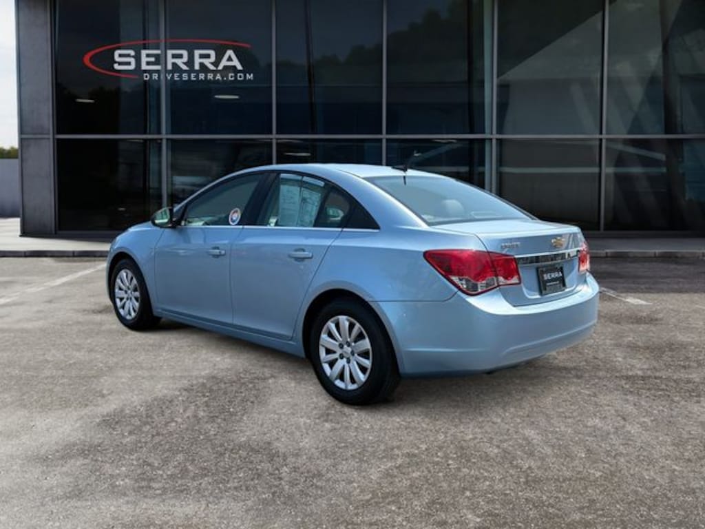 Used 2011 Chevrolet Cruze LS Sedan