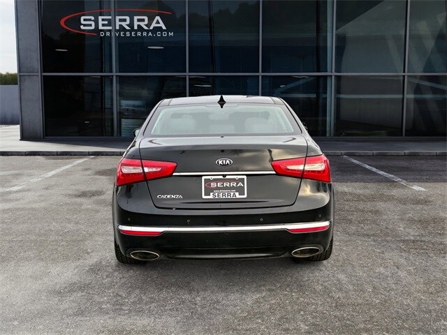 2015 Kia Cadenza Premium photo 4